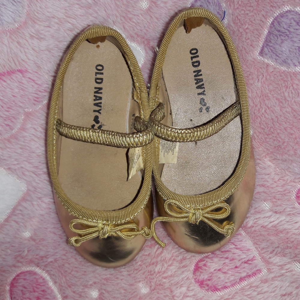 Baby Girl Gold Dress Shoes - Picture 2 of 10